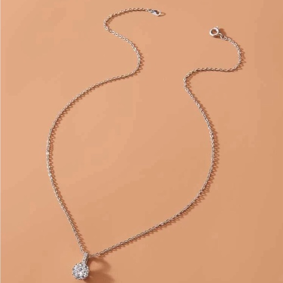 AnthroSolitaire Silver Necklace - Picture 2 of 2